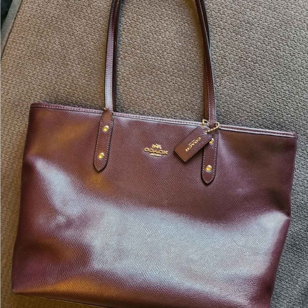 Coach purse